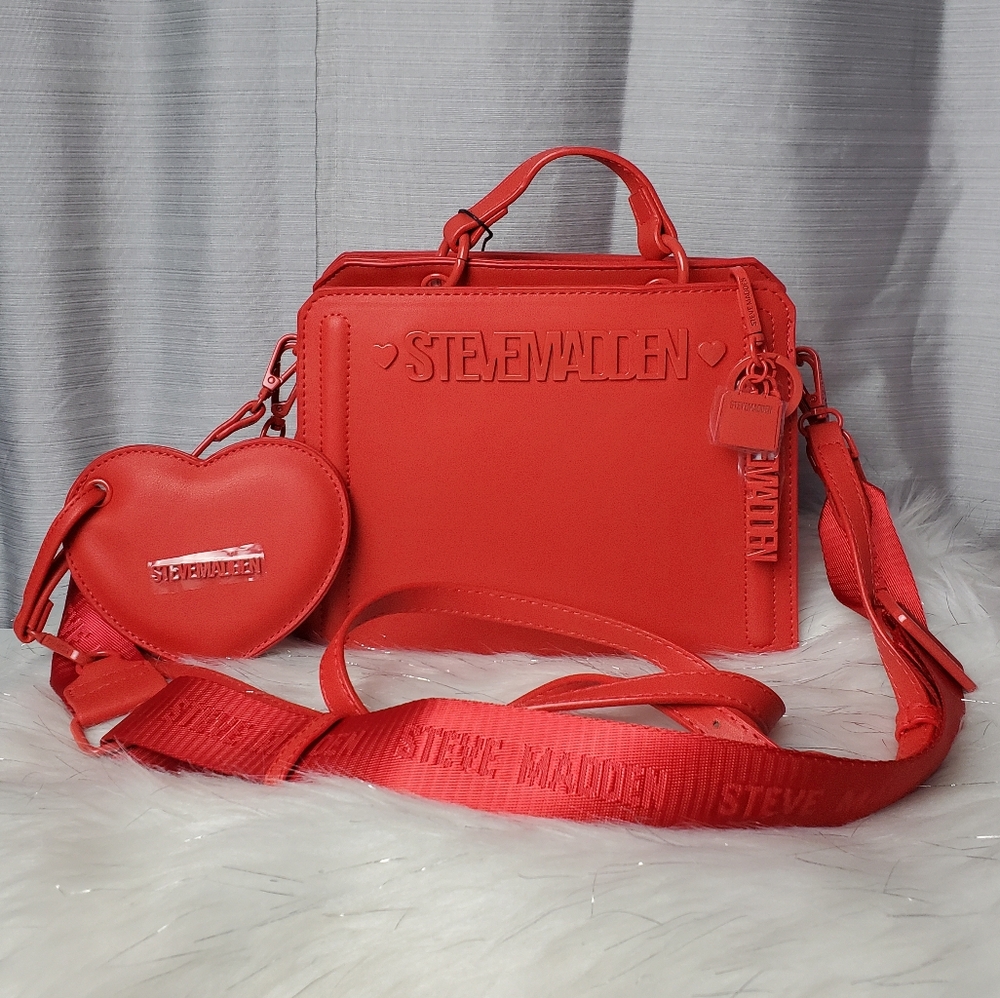 STEVE MADDEN Red Valentines Hearts Bevelyn Satchel